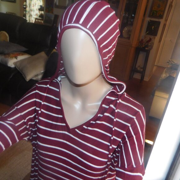 Fall ready, Hippie Rose Hooded Sweater – Maroon & White Stripes, Size Small - Picture 8 of 8